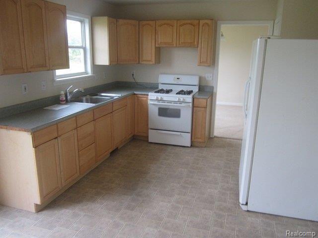4142 Cade Road Capac, MI 48014 - Photo 11 of 14 2013-07-22 16.24.14.jpg