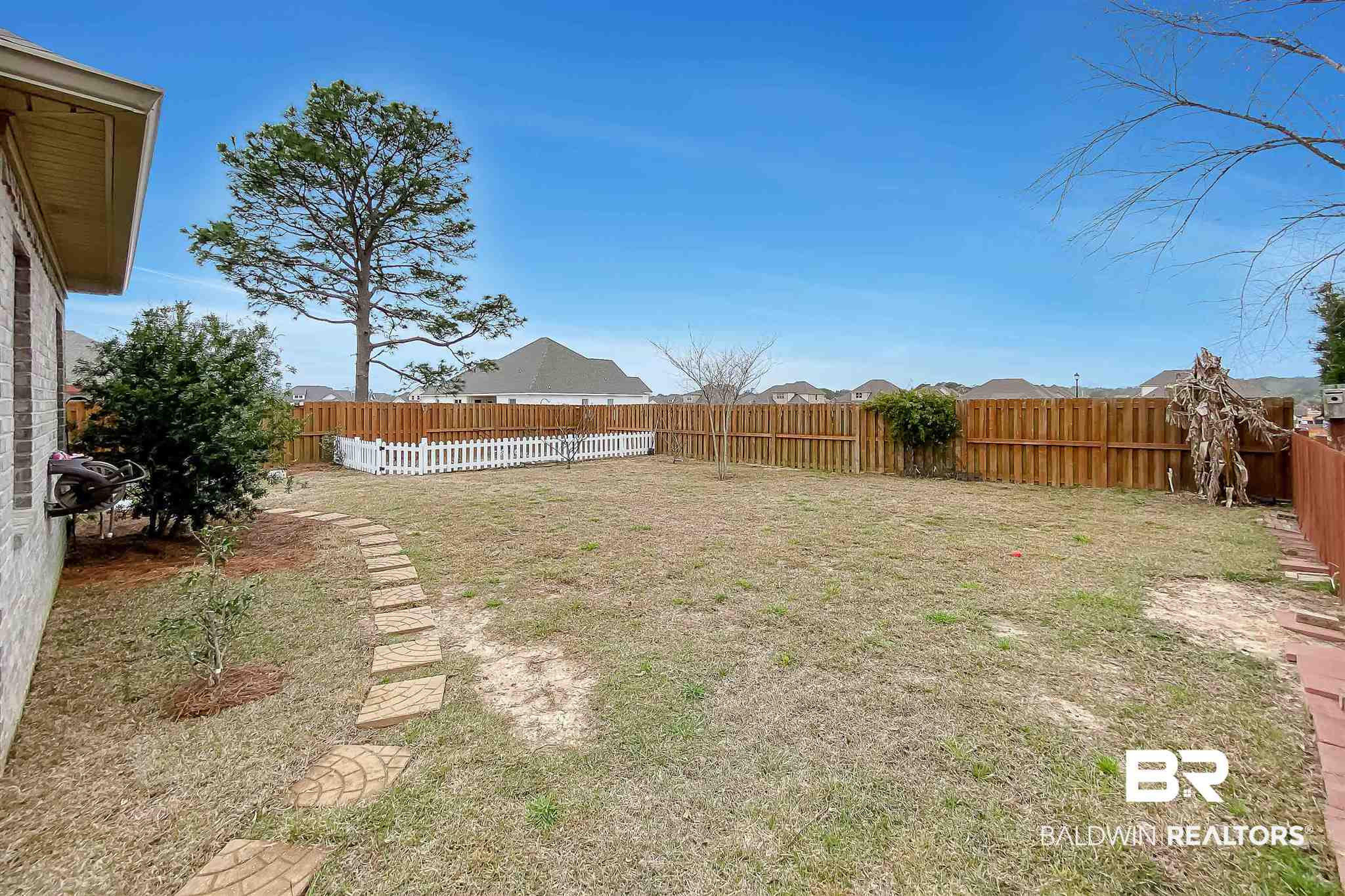 207 Divot Loop Fairhope, AL 36532 - Photo 27 of 27 Fenced in Backyard