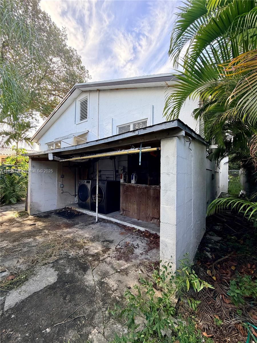 445 Southwest 24th Road Miami, FL 33129 - Photo 41 of 52 Gallery Image 41