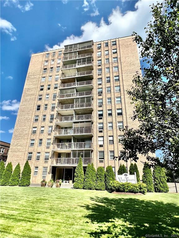 65 Glenbrook Road, Unit 12B Stamford, CT 06902 - Photo 1 of 1