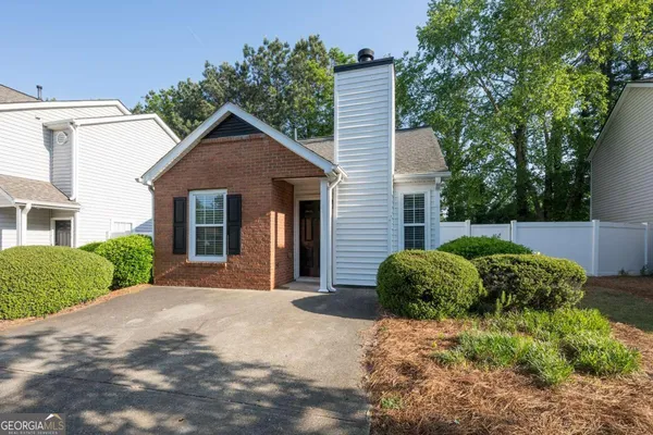 $289,000 | 207 Daventry Way, Woodstock, GA 30188