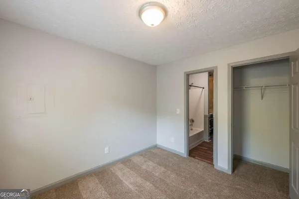 $289,000 | 207 Daventry Way, Woodstock, GA 30188