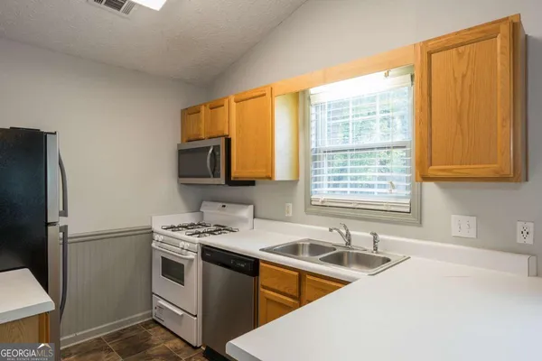 $289,000 | 207 Daventry Way, Woodstock, GA 30188