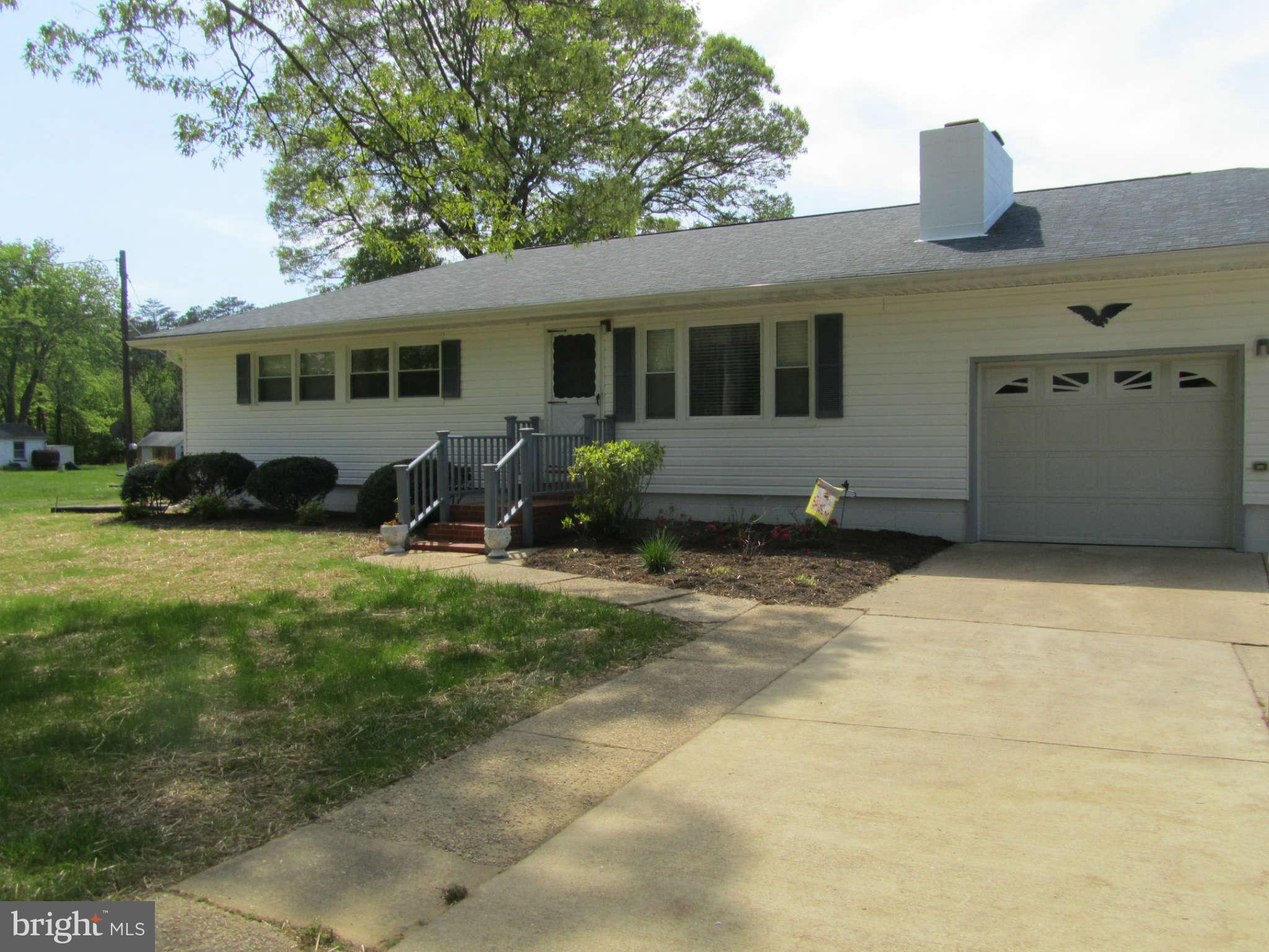 22647 Old Rolling Road California, MD 20619 - Photo 22 of 25 Exterior (Front)