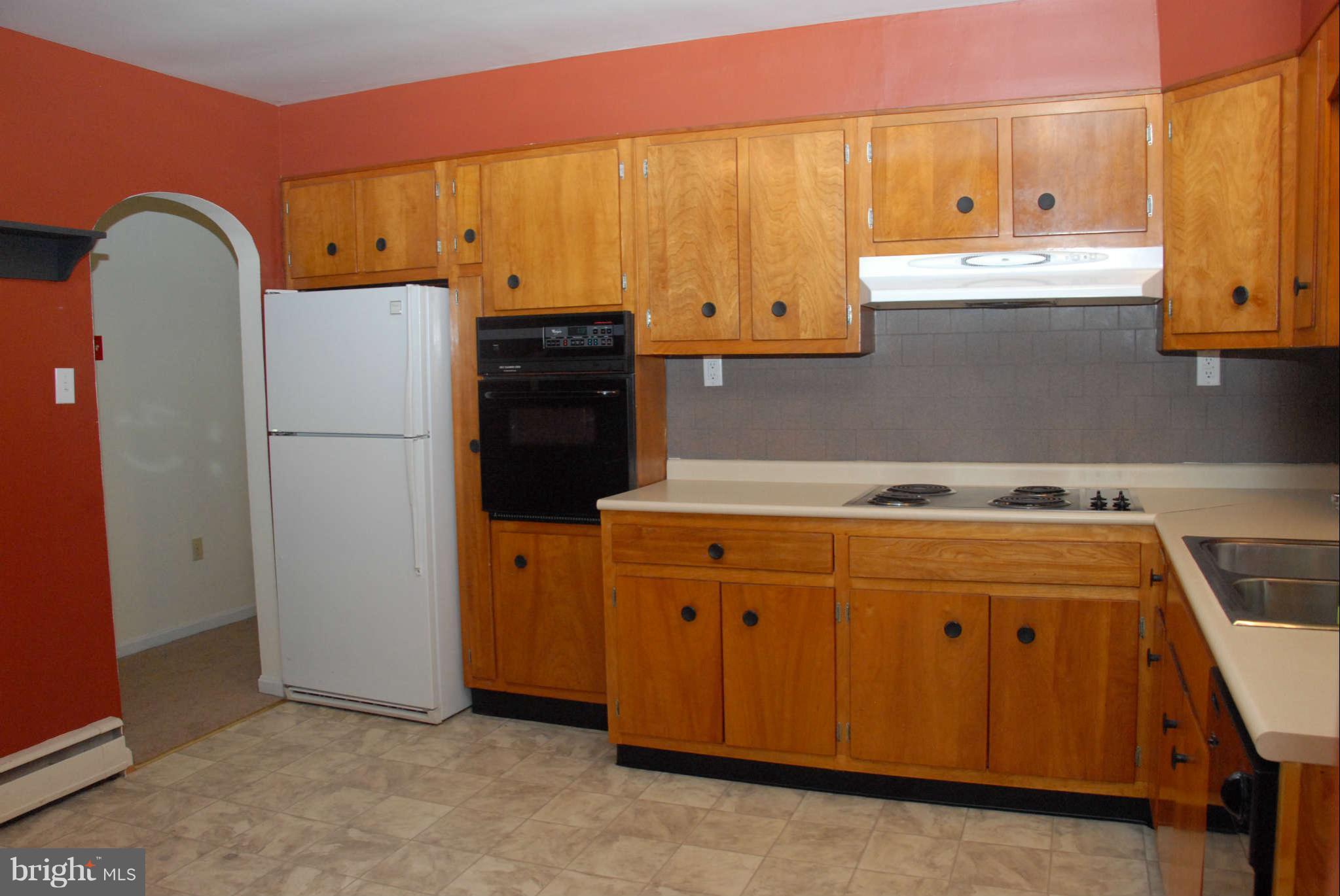 22647 Old Rolling Road California, MD 20619 - Photo 5 of 25 Kitchen