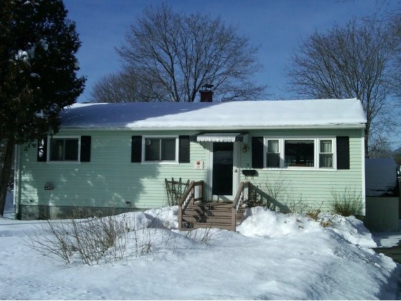 10 5th Street Rochester, NH 03867 - Photo 1 of 1