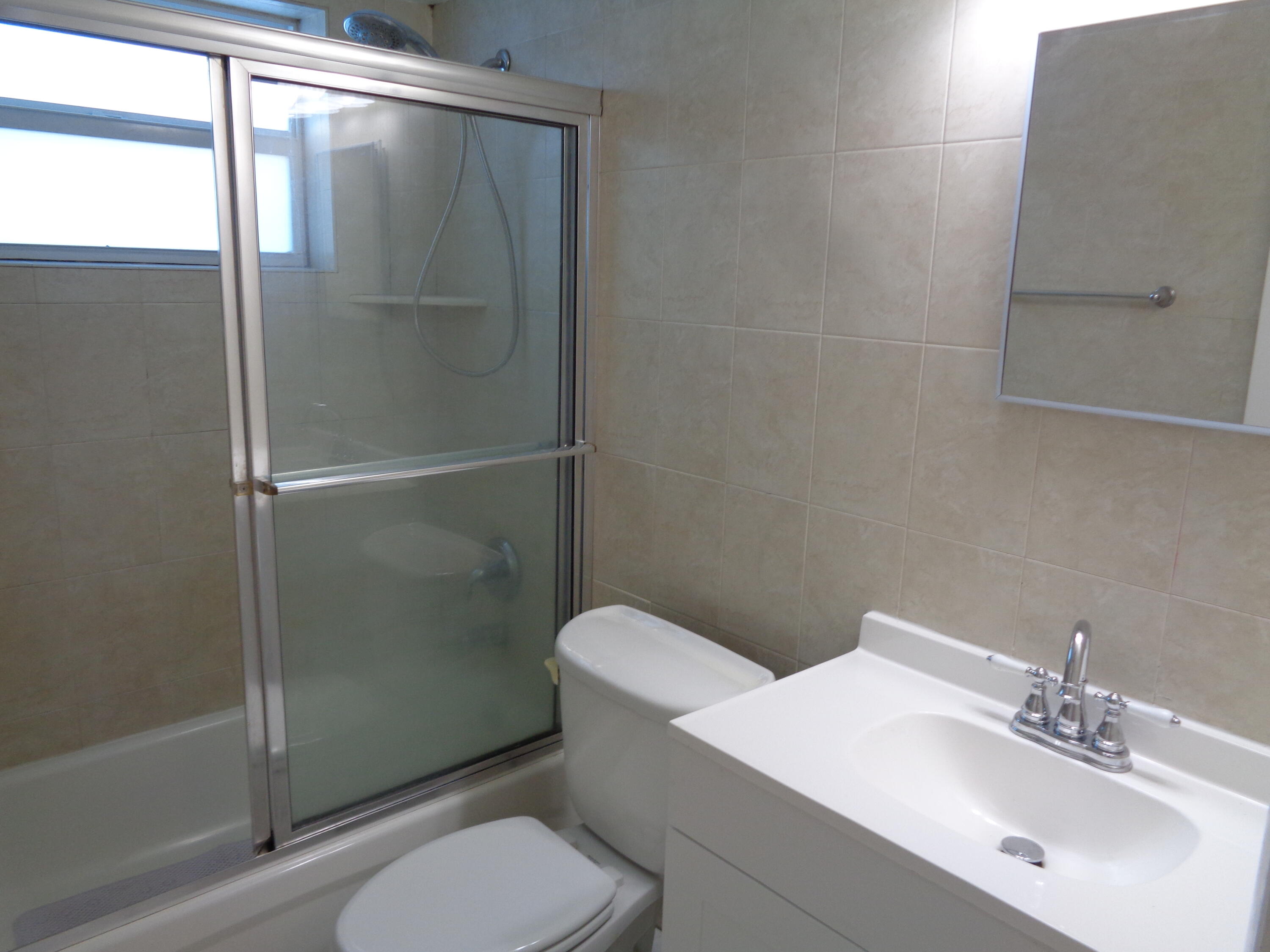 270 South Cypress Road, Unit 202 Pompano Beach, FL 33060 - Photo 8 of 19 DSC01743