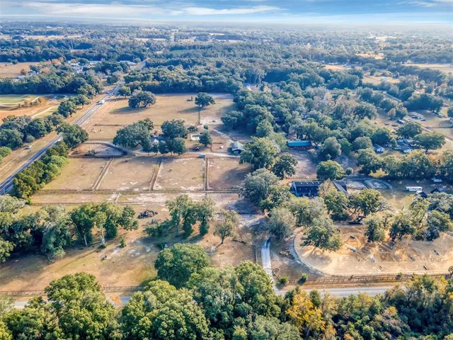 $999,999 | 208 Northeast 70th Street, Ocala, FL 34475