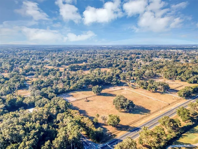 $999,999 | 208 Northeast 70th Street, Ocala, FL 34475