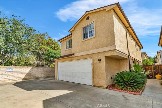 $735,000 | 9155 Cedros Avenue, Unit 12, Panorama City, CA 91402