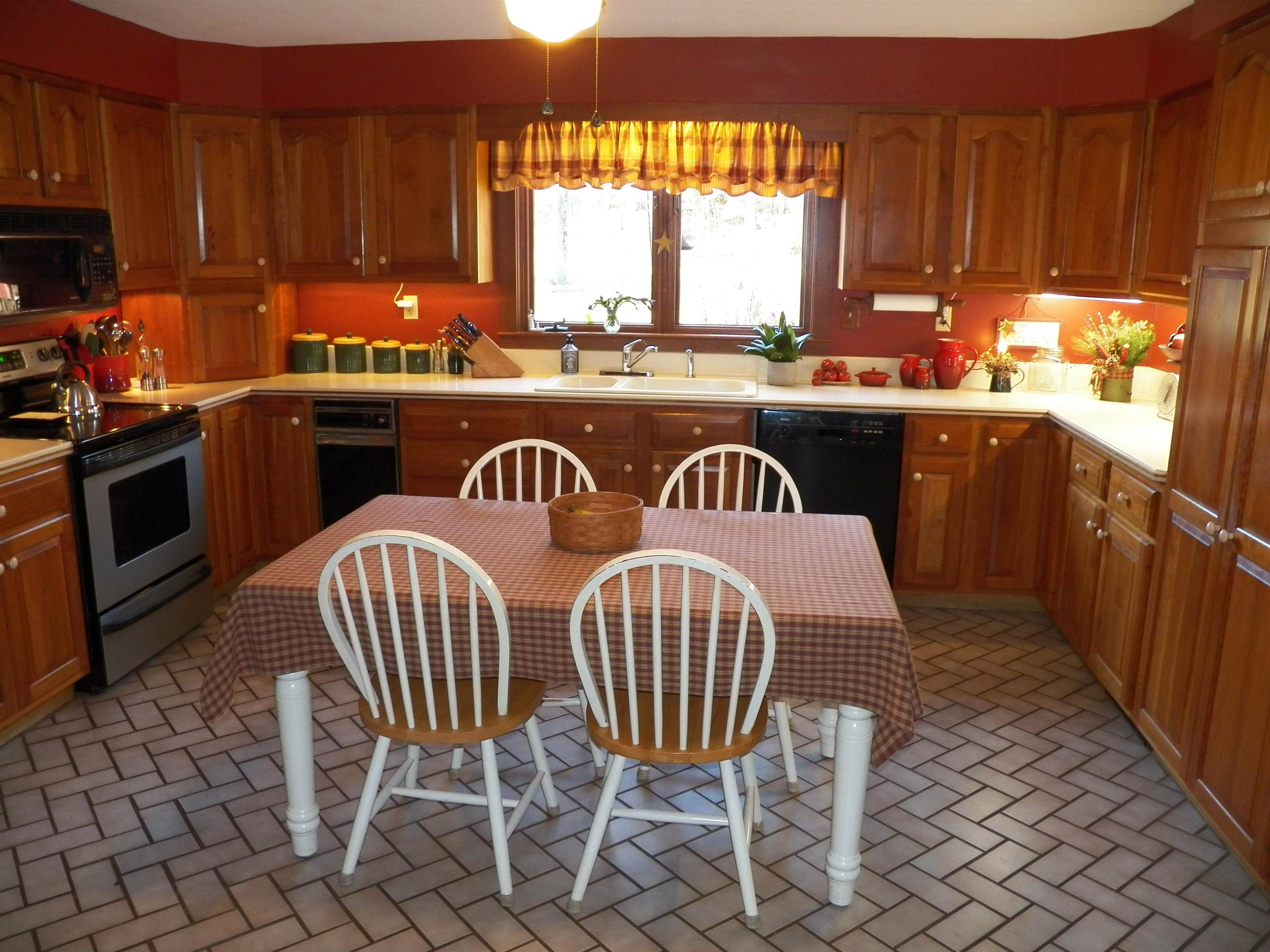 168 Bolton Road Winchester, NH 03470 - Photo 5 of 45