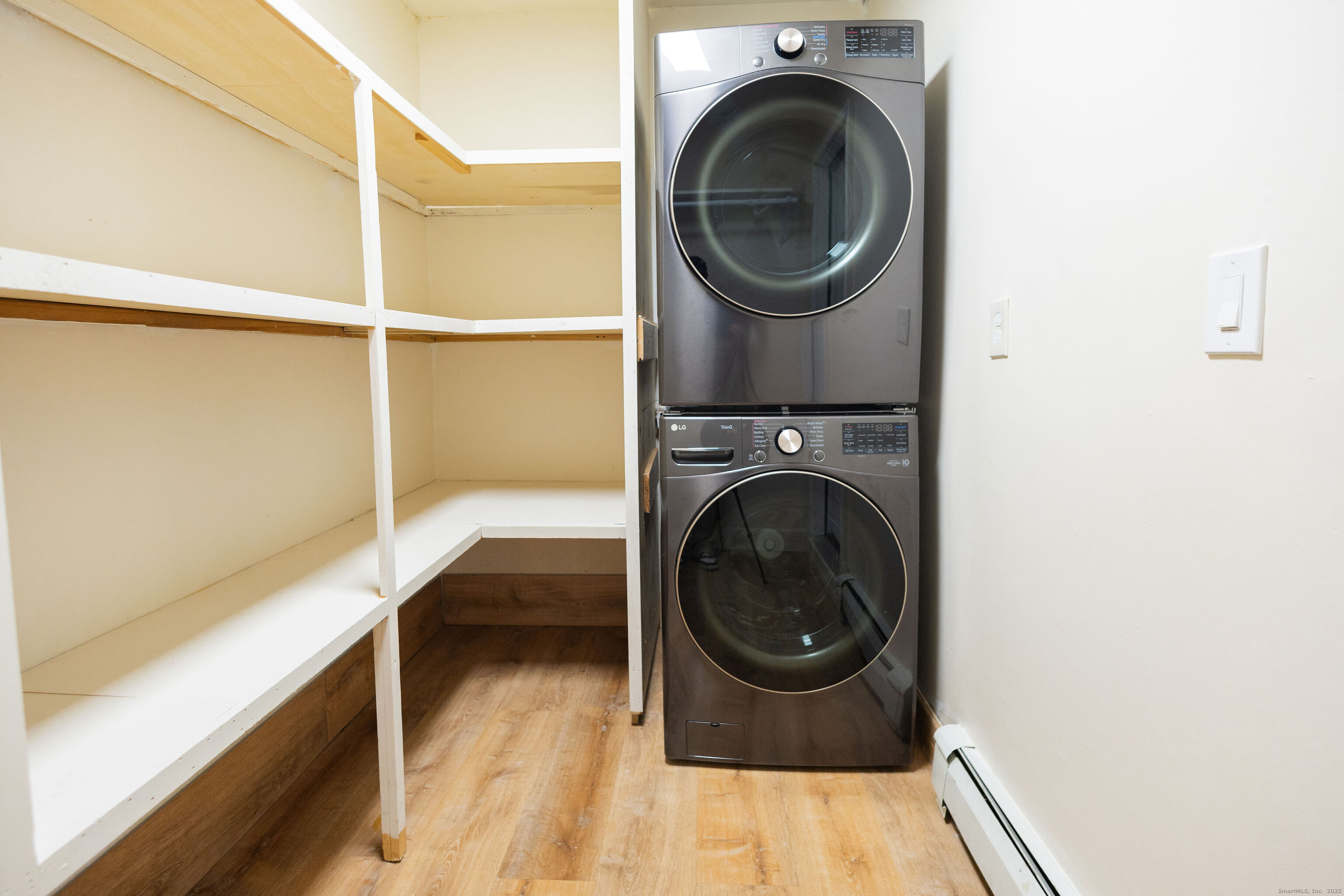 138 Infield Street Bridgeport, CT 06606 - Photo 12 of 31 a utility room with dryer and washer
