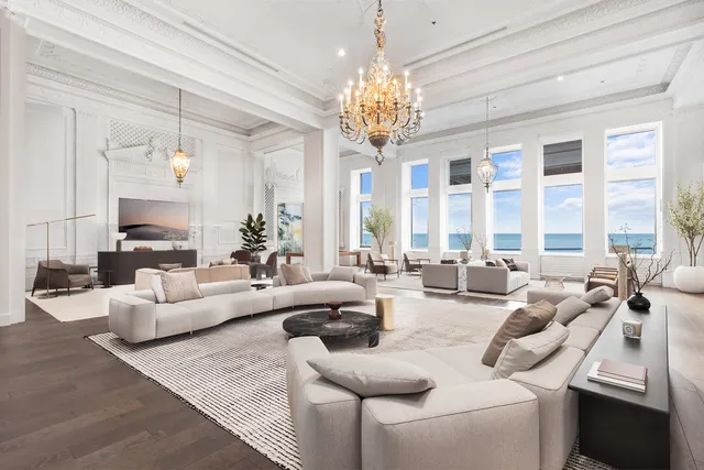 $1,189,000 | 850 North Lake Shore Drive, Unit 1705, Chicago, IL 60611