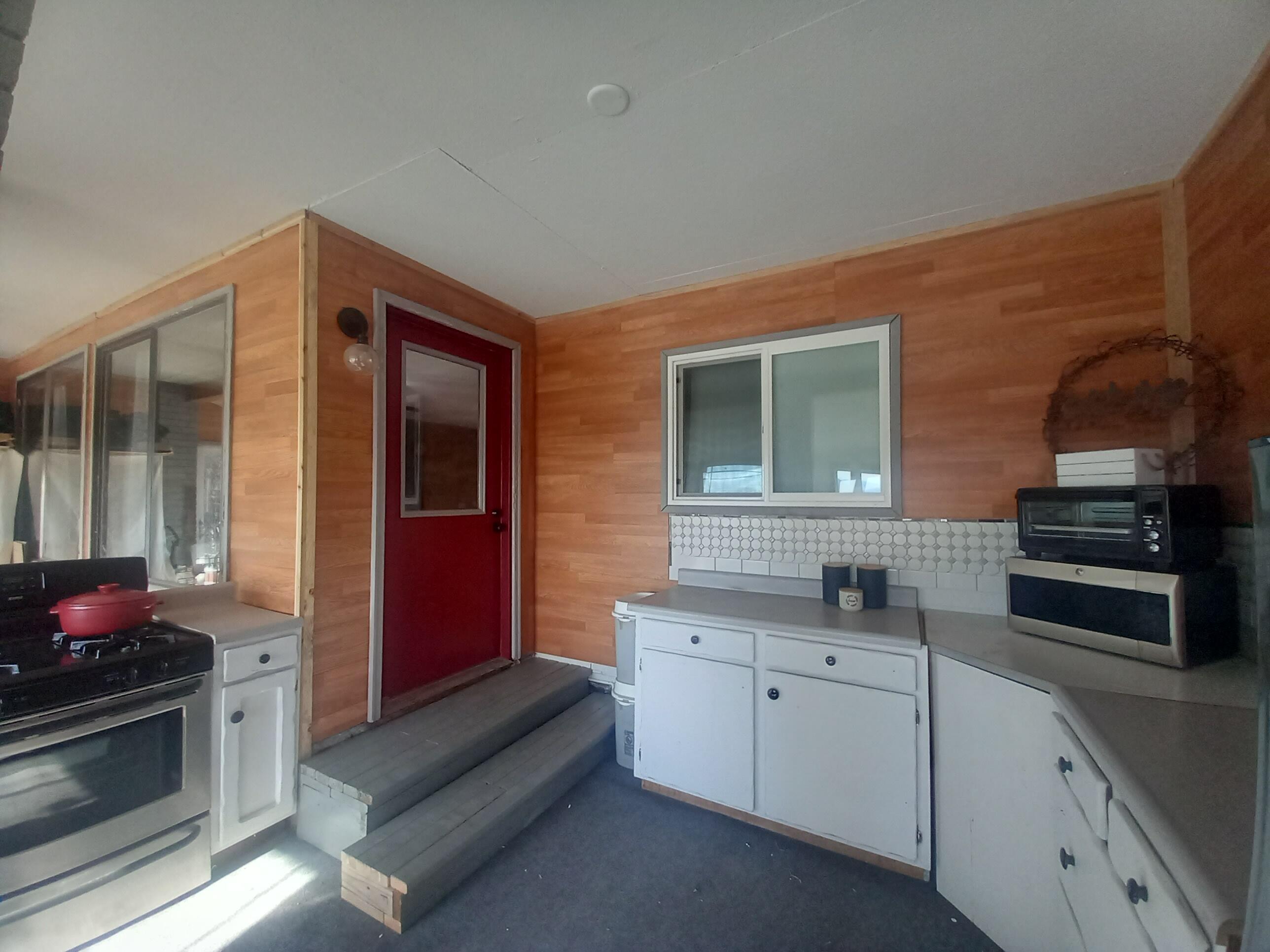16449 Harpold Road Malin, OR 97632 - Photo 46 of 77 2nd kitchen