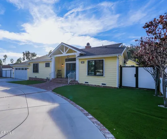 $1,850,000 | 4703 Oakwood Avenue, La Canada Flintridge, CA 91011