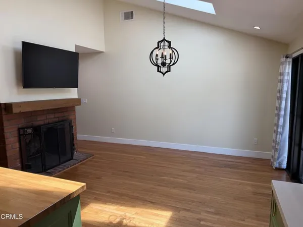 $1,850,000 | 4703 Oakwood Avenue, La Canada Flintridge, CA 91011