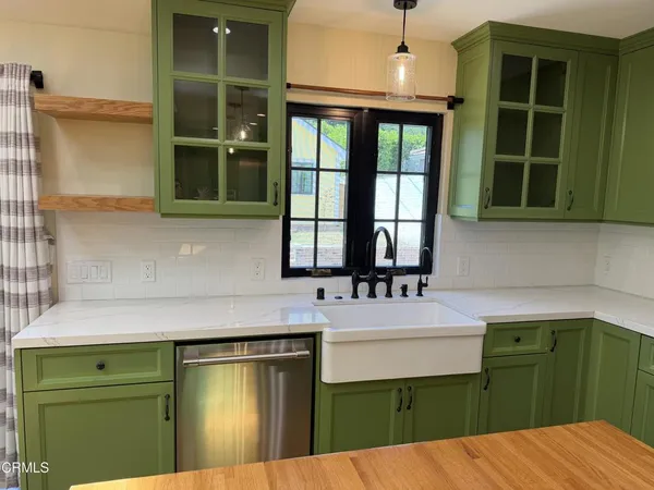$1,850,000 | 4703 Oakwood Avenue, La Canada Flintridge, CA 91011