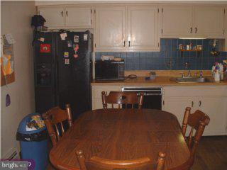 1304 Walnut Ridge Drive Pottstown, PA 19464 - Photo 3 of 5
