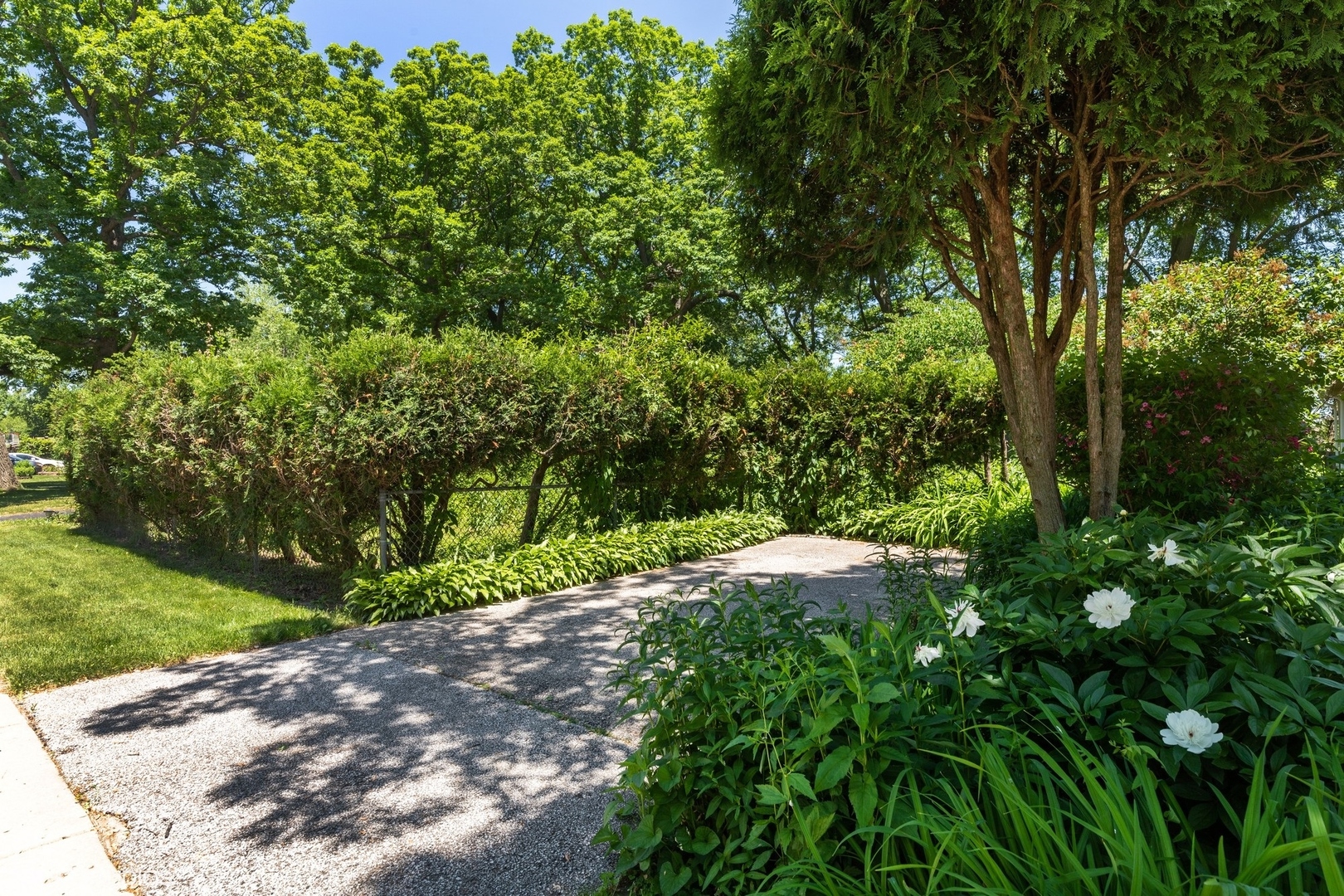 1015 Longaker Road Northbrook, IL 60062 - Photo 10 of 12 a view of street view with outdoor space