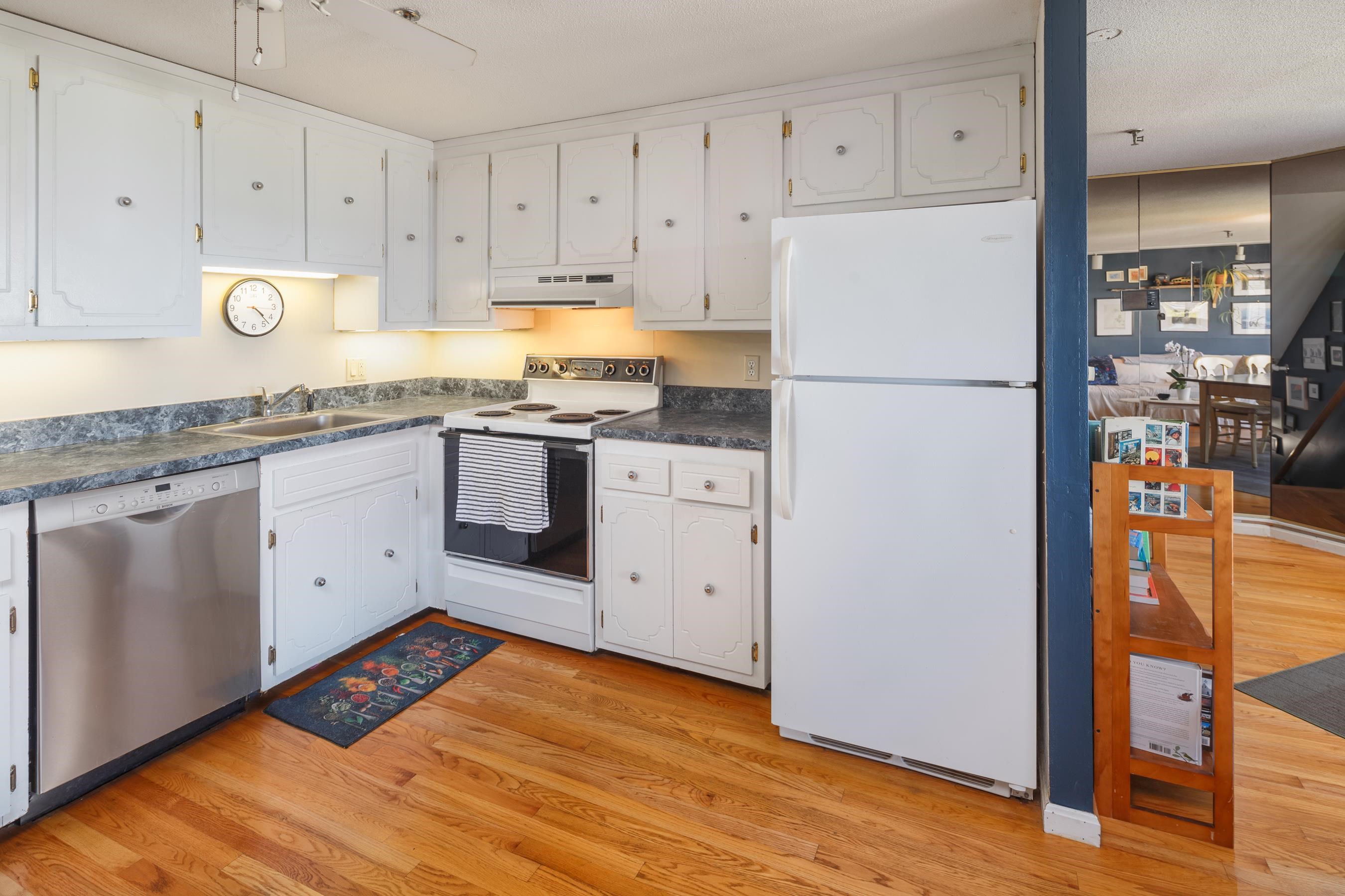 504 Ocean Boulevard, Unit 18 Hampton, NH 03842 - Photo 5 of 27