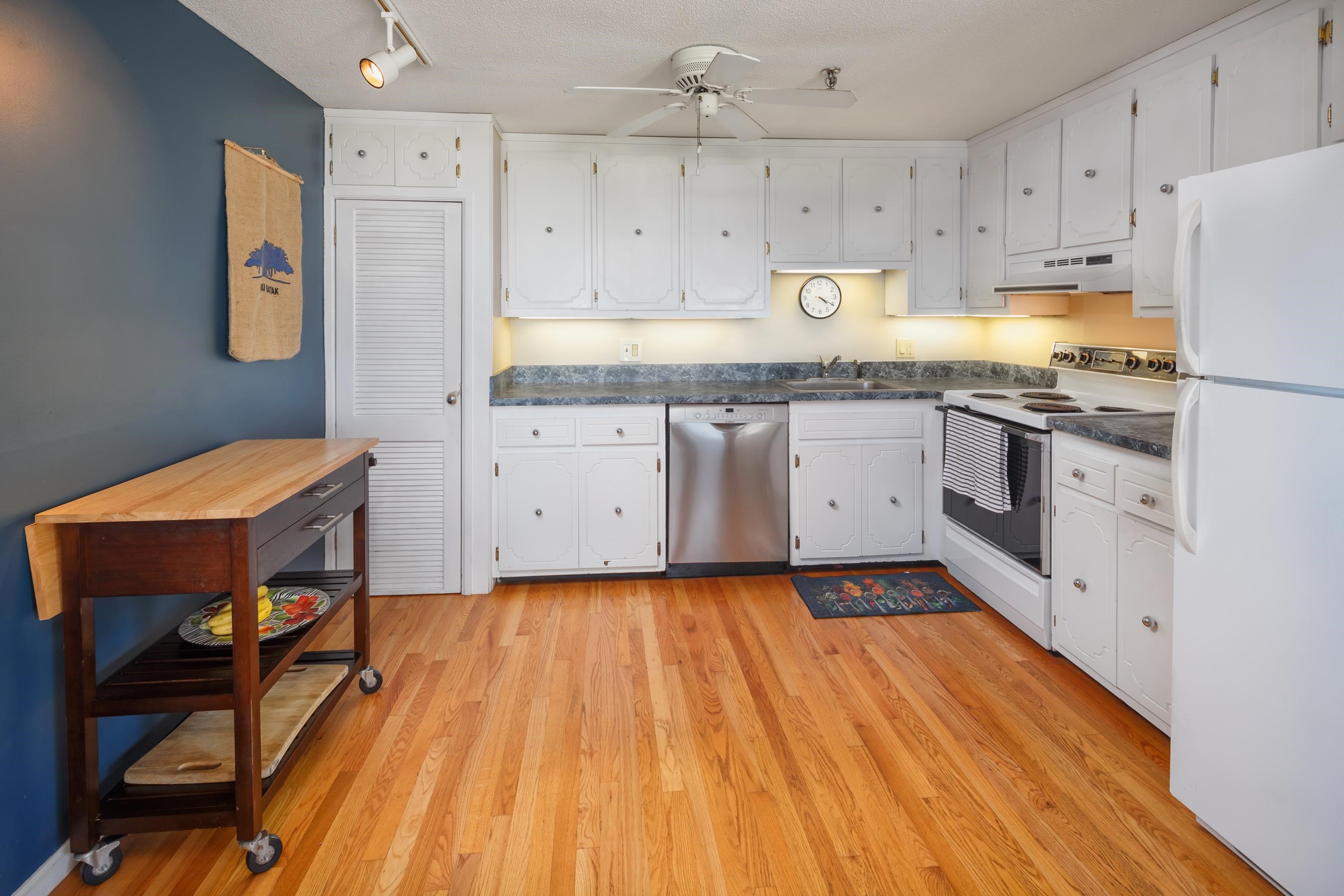 504 Ocean Boulevard, Unit 18 Hampton, NH 03842 - Photo 6 of 27