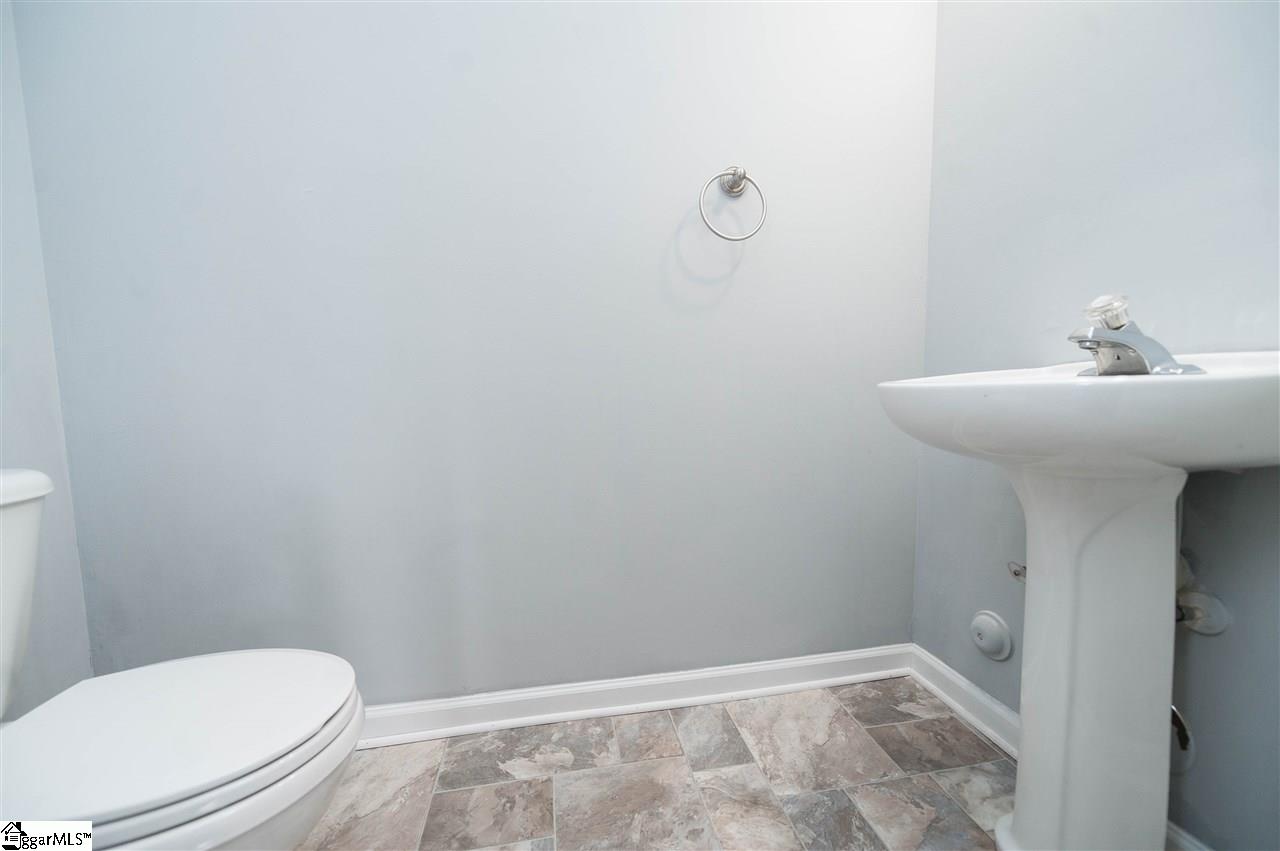 606 Rye Court Taylors, SC 29687 - Photo 11 of 32 Gallery Image 11