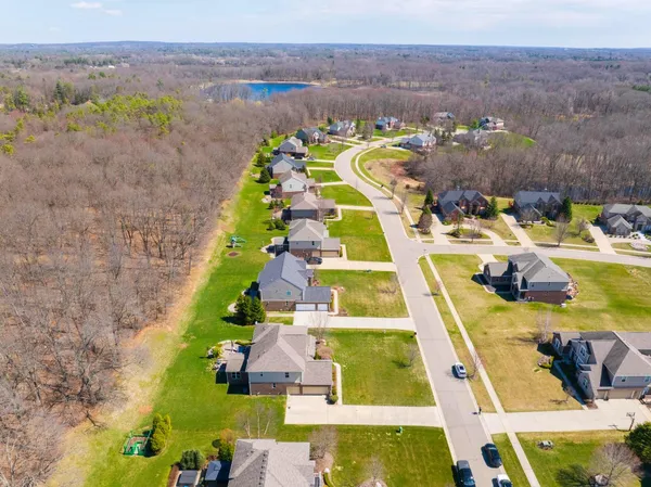 $775,000 | 3218 Park Meadow Drive, Lake Orion, MI 48362