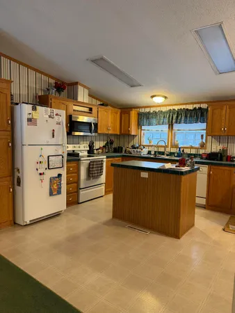 $289,000 | 32 Pound Hill Road, Union, ME 04862
