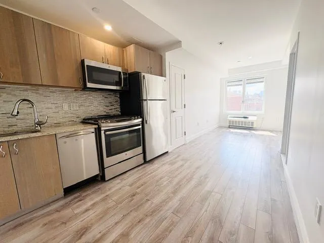 $625,000 | 28-20 Astoria Boulevard, Unit 404 | Astoria