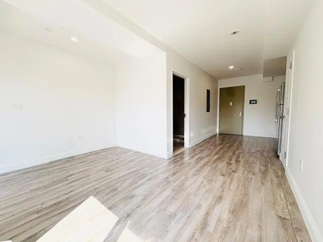 $625,000 | 28-20 Astoria Boulevard, Unit 404 | Astoria