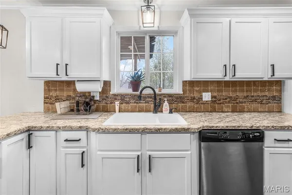 $295,000 | 1405 Parkmor Drive, Cape Girardeau, MO 63701