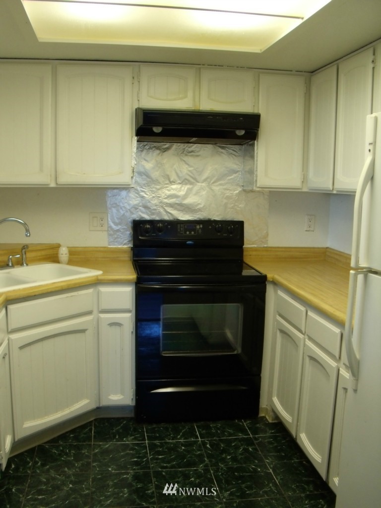 2619 Northeast 4th Street, Unit 131 Renton, WA 98056 - Photo 4 of 7 Gallery Image 4