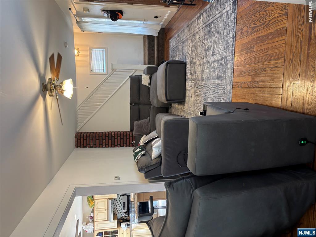 382 Riverside Avenue Rutherford, NJ 07070 - Photo 16 of 29