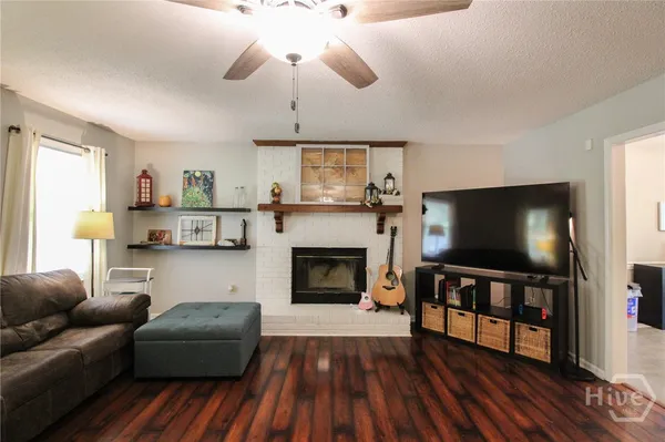 $339,500 | 171 Crystal Creek Drive, Colbert, GA 30628