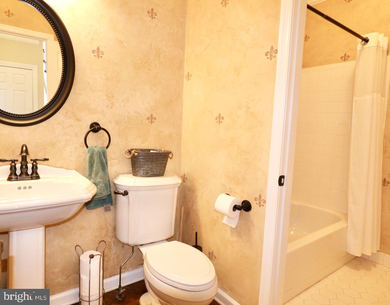 126 Brandon Road Pennington, NJ 08534 - Photo 17 of 48