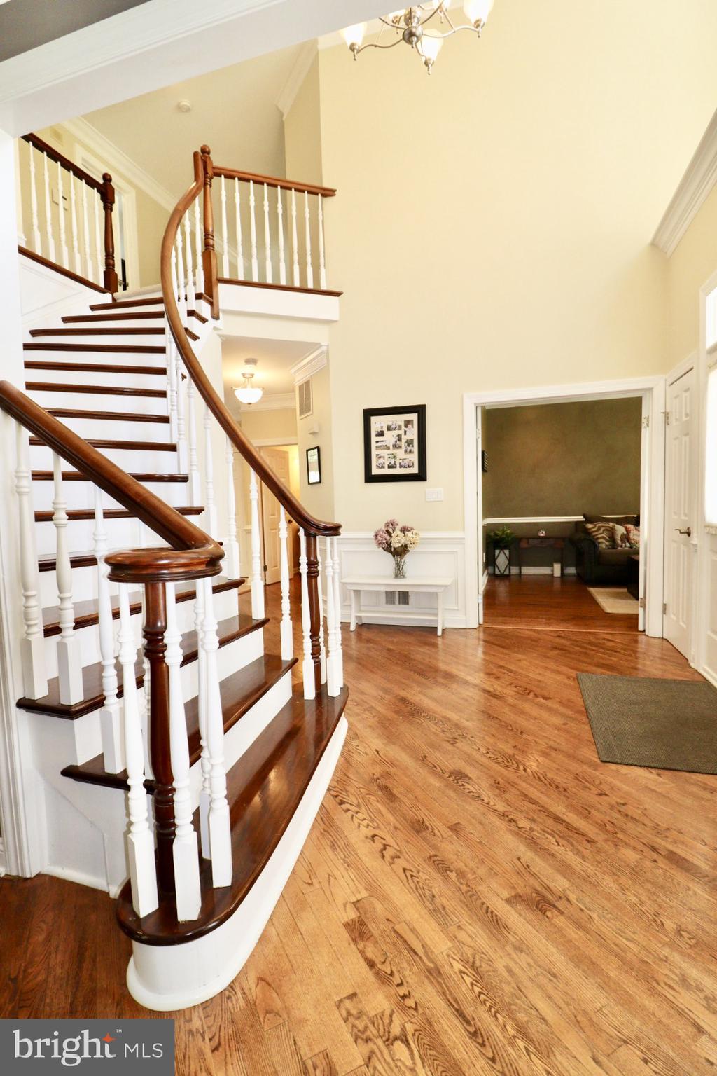 126 Brandon Road Pennington, NJ 08534 - Photo 4 of 48