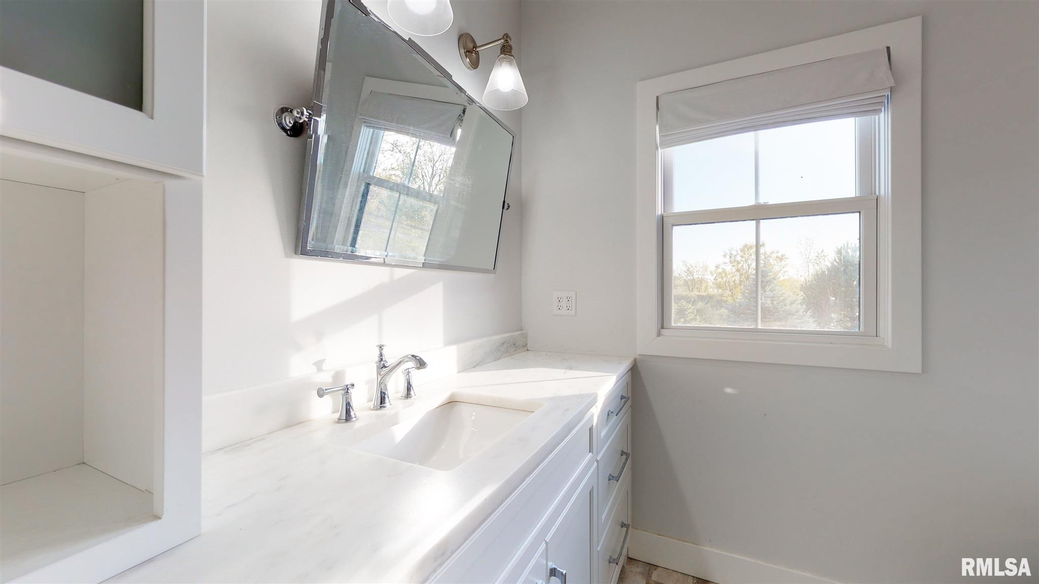 8111 West Streitmatter Road Princeville, IL 61559 - Photo 29 of 50 Gallery Image 29
