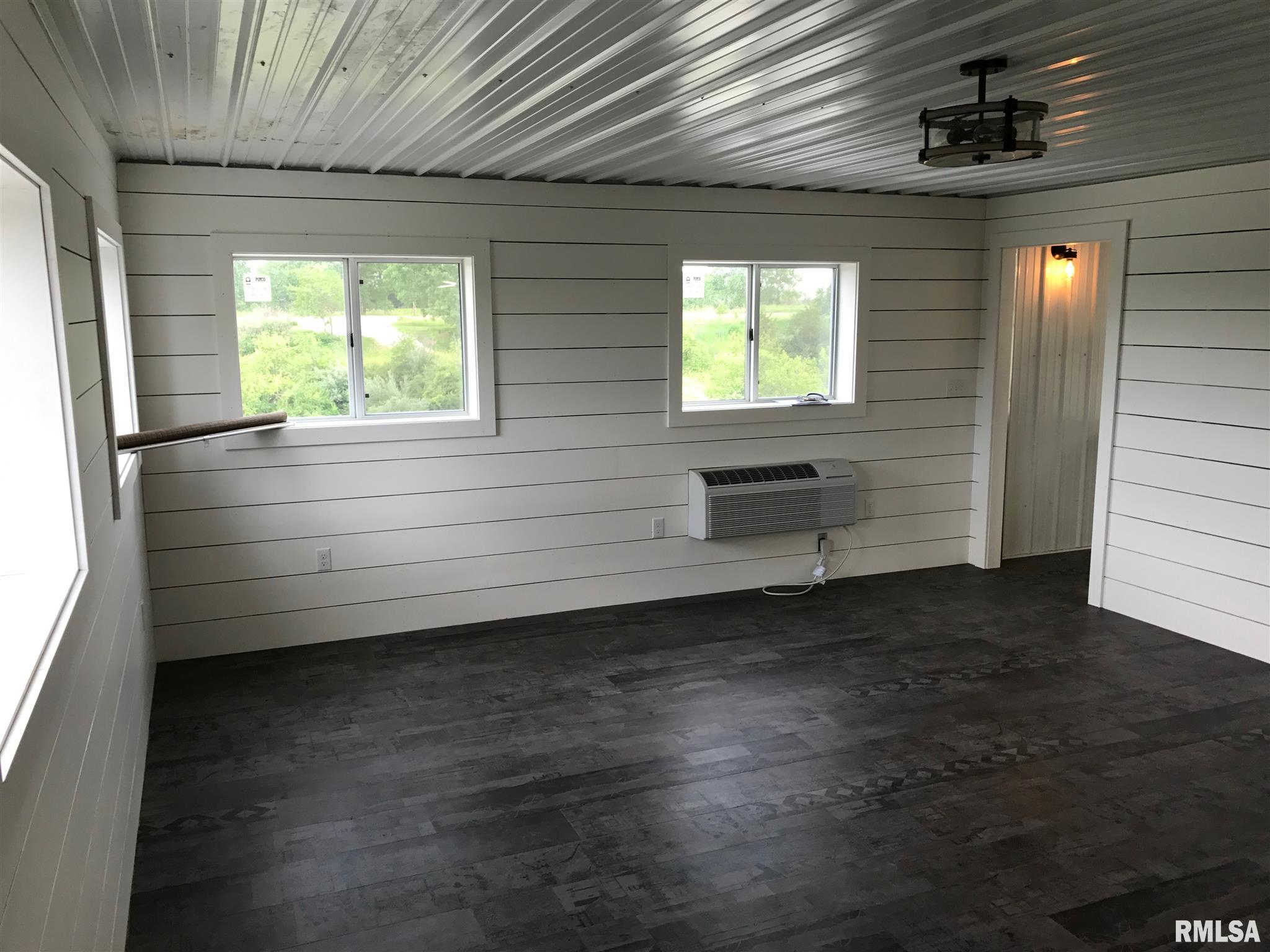 8111 West Streitmatter Road Princeville, IL 61559 - Photo 44 of 50 Gallery Image 44