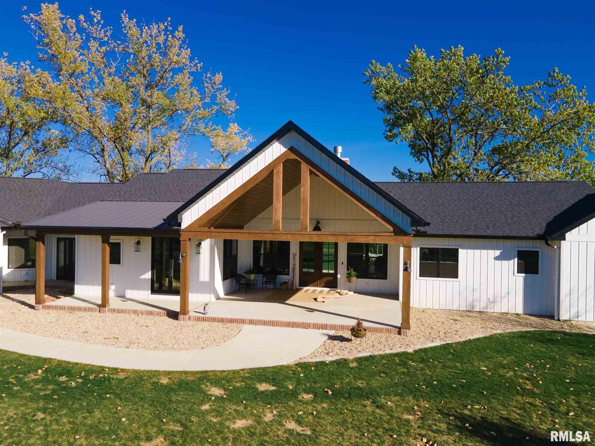 8111 West Streitmatter Road Princeville, IL 61559 - Photo 5 of 50 Gallery Image 5