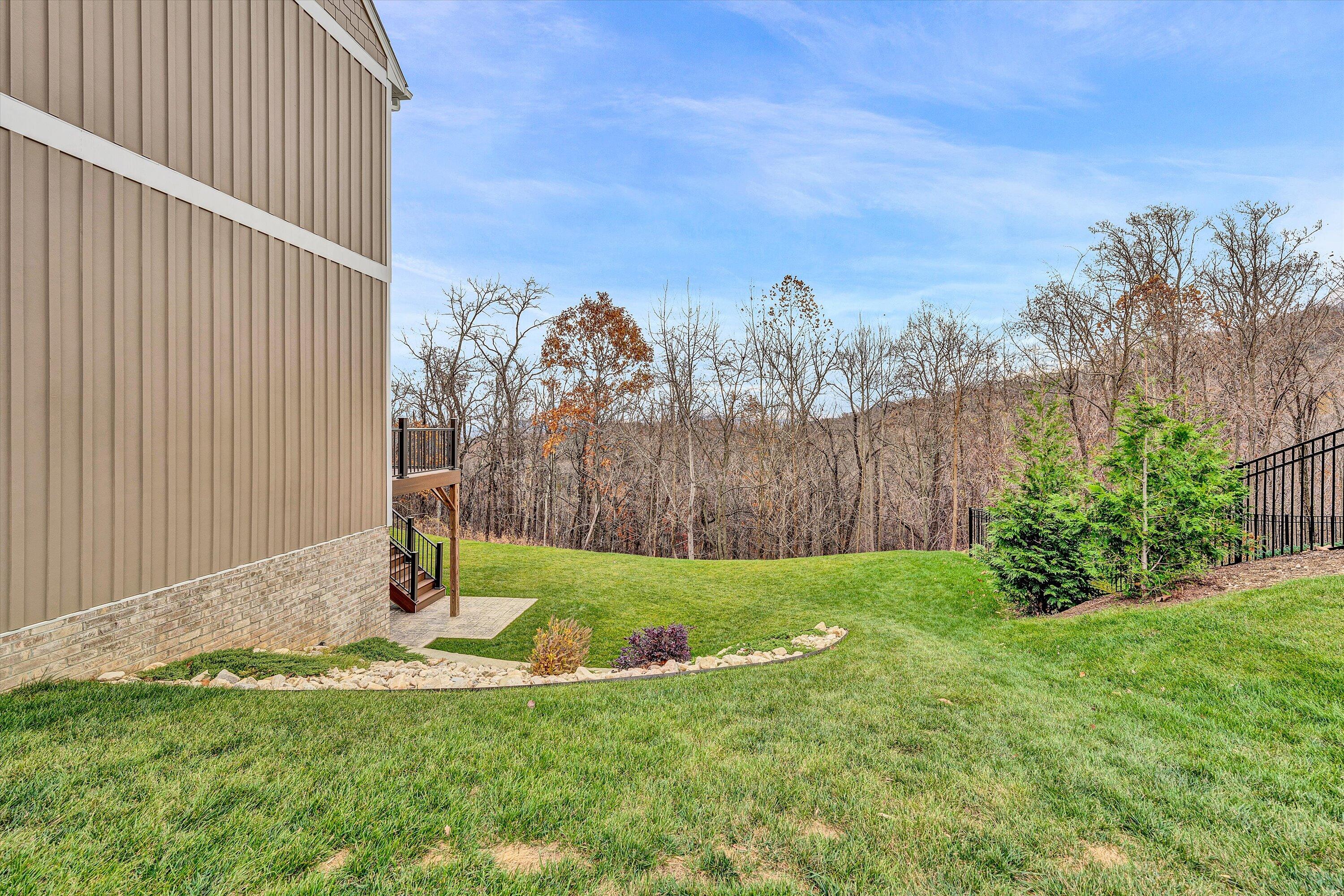 6901 Fairway Ridge Road Salem, VA 24153 - Photo 53 of 58 a view of a garden with a tree