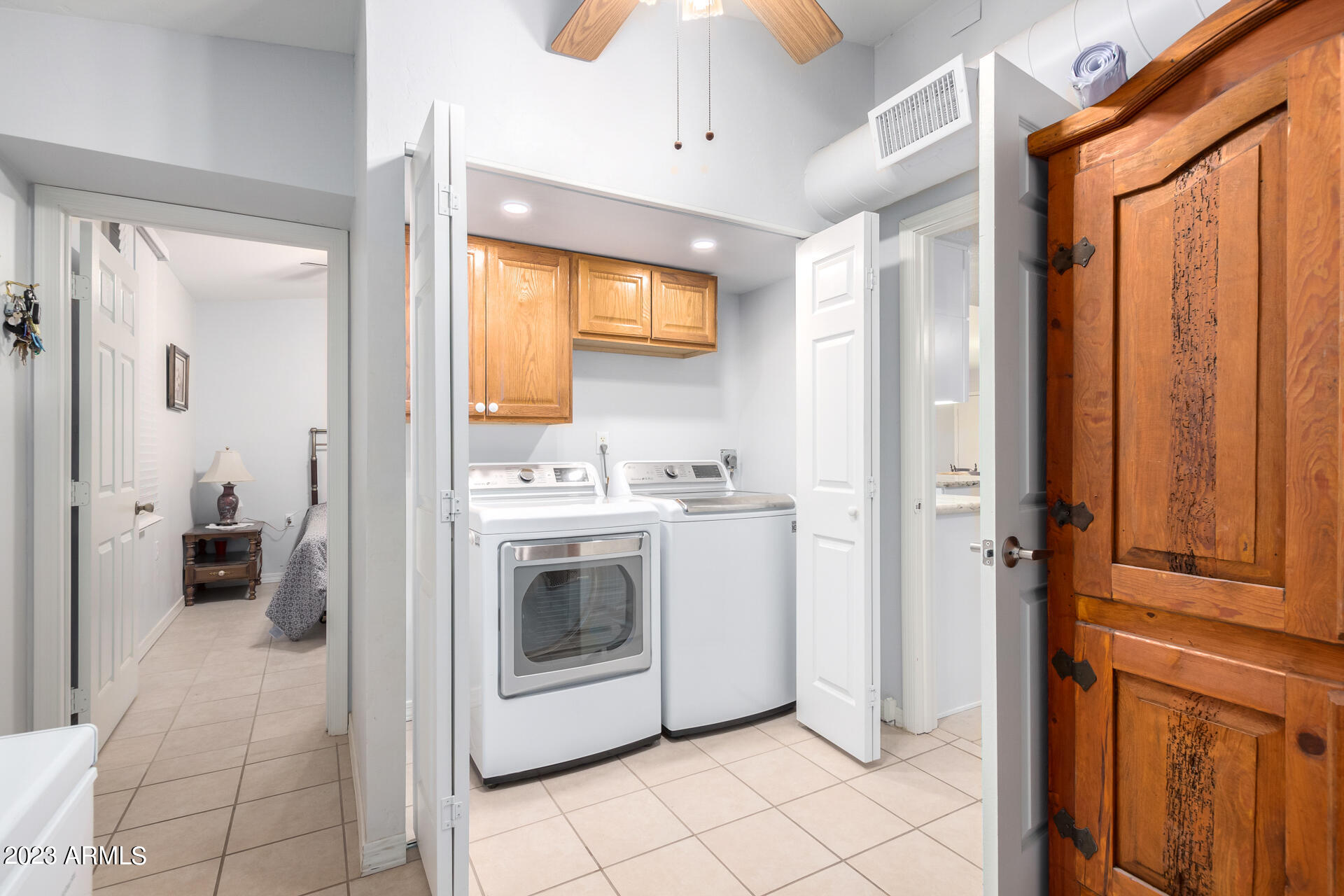 723 South Hilton Road Apache Junction, AZ 85119 - Photo 31 of 64 37 Hilton