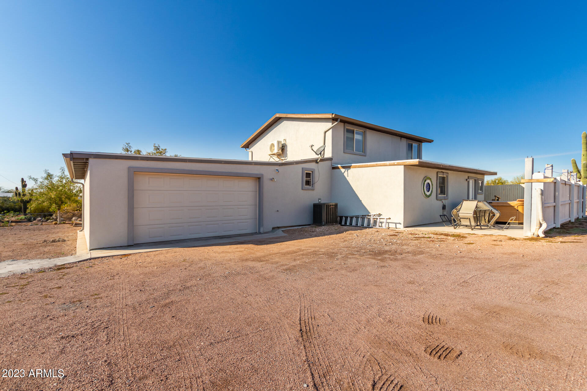 723 South Hilton Road Apache Junction, AZ 85119 - Photo 6 of 64 72 Hilton