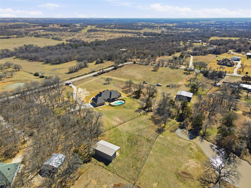 842 County Road 4371 Decatur, TX 76234 - Photo 34 of 35 a view of city and ocean