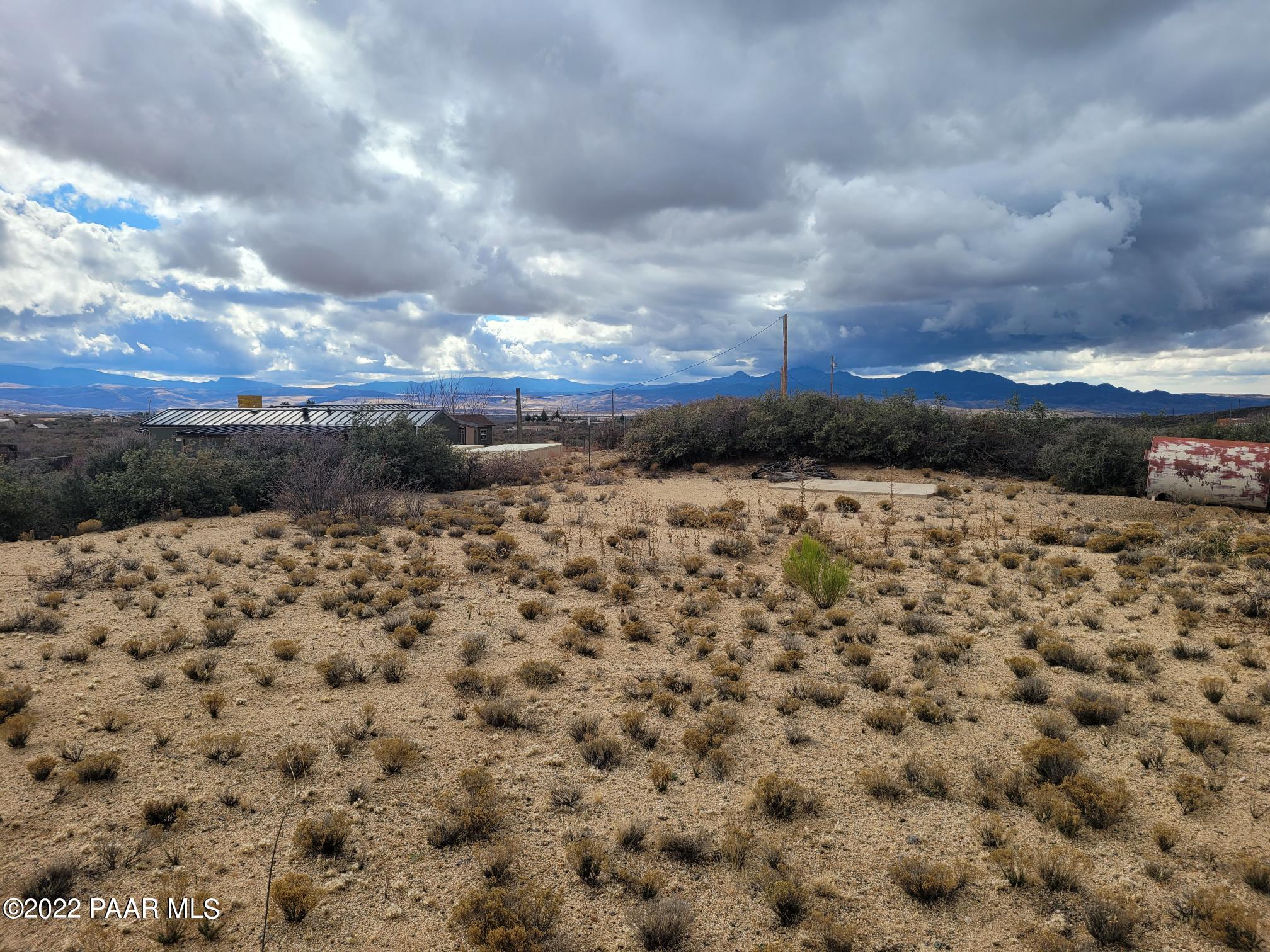 8185 West Red Rock Road Kirkland, AZ 86332 - Photo 15 of 20 20221206_131656
