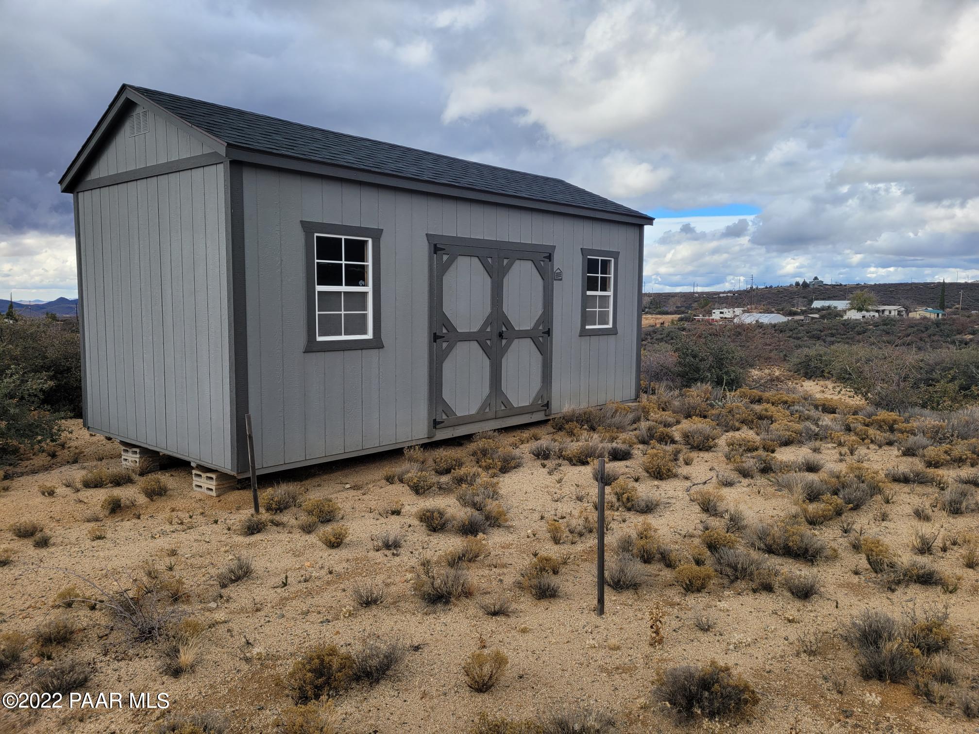 8185 West Red Rock Road Kirkland, AZ 86332 - Photo 5 of 20 Shed