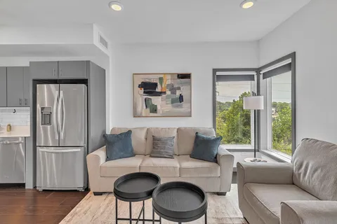 $279,900 | 400 Herron Drive, Unit 106, Nashville, TN 37210