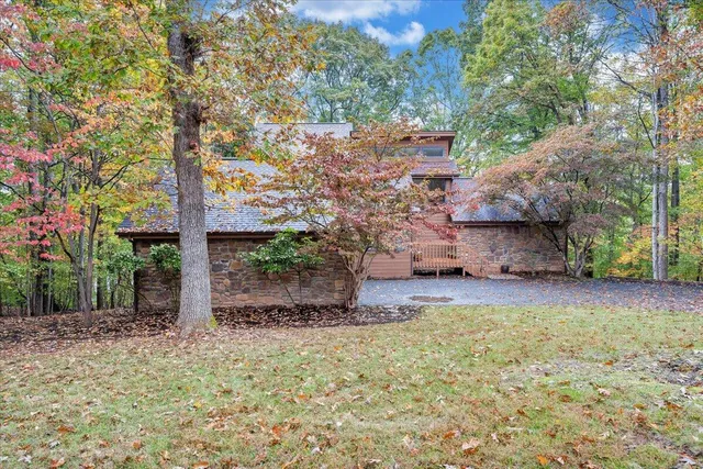$1,300,000 | 119 Cathedral Oaks Lane, Wirtz, VA 24184