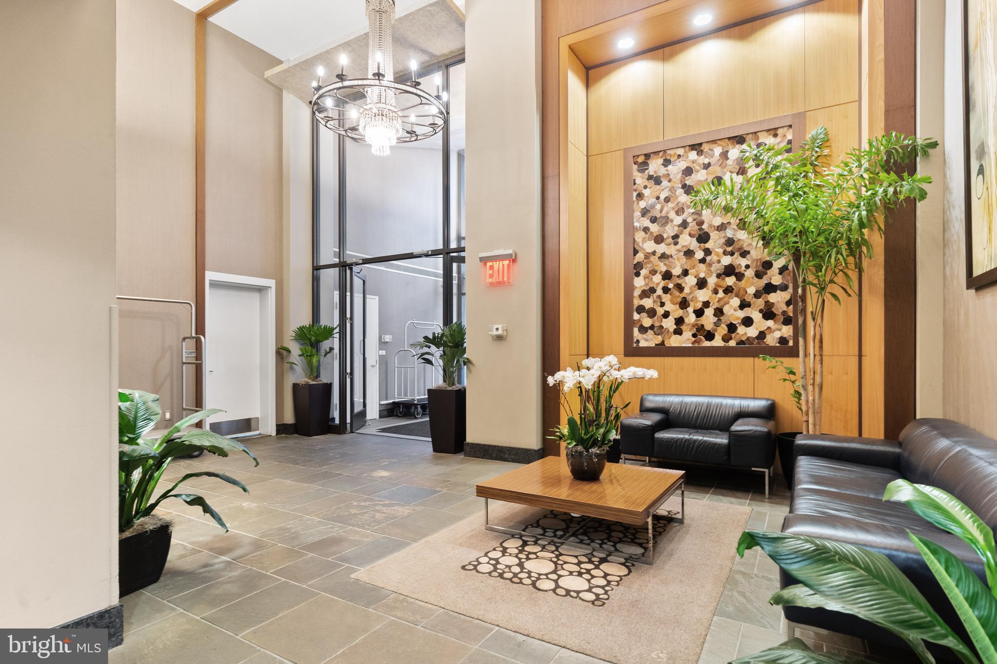 1425 Locust Street, Unit 3D Philadelphia, PA 19102 - Photo 30 of 41