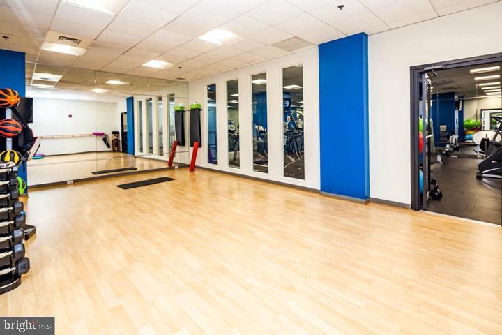 1425 Locust Street, Unit 3D Philadelphia, PA 19102 - Photo 37 of 41