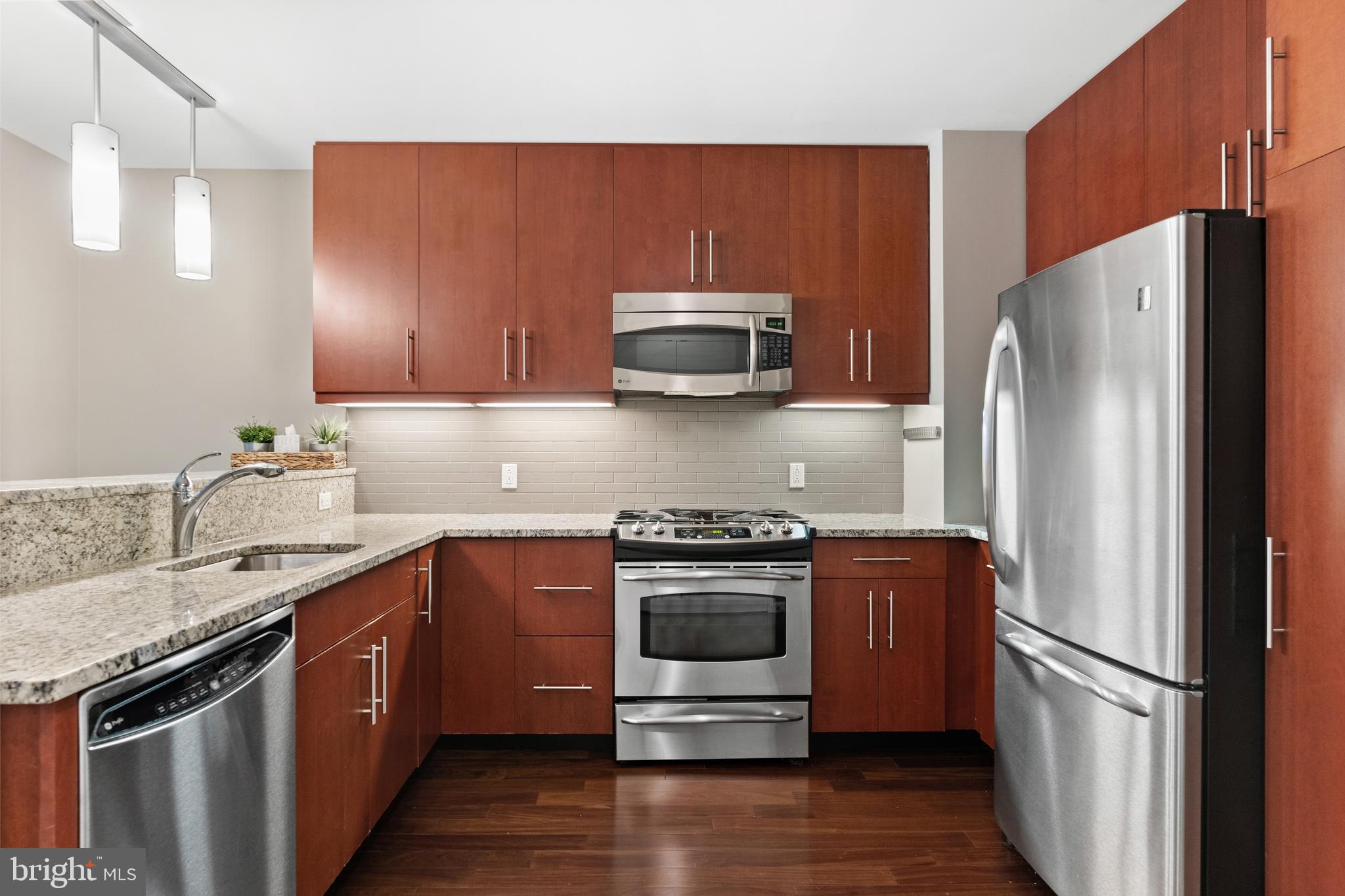 1425 Locust Street, Unit 3D Philadelphia, PA 19102 - Photo 9 of 41